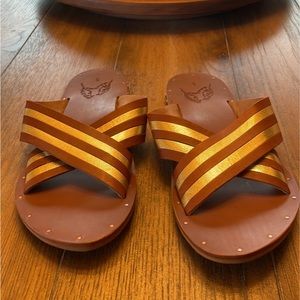 Beek mockingbird Sandals🌻